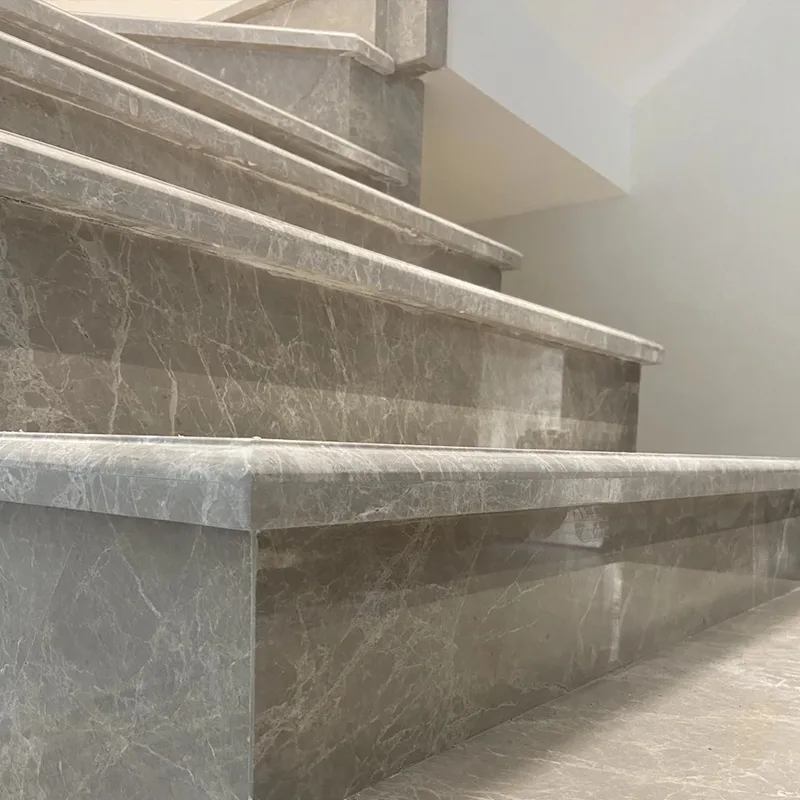 Dalle de marbre gris moderne