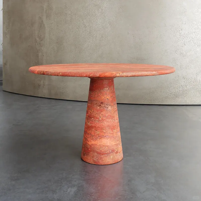 Tables en travertin rouge